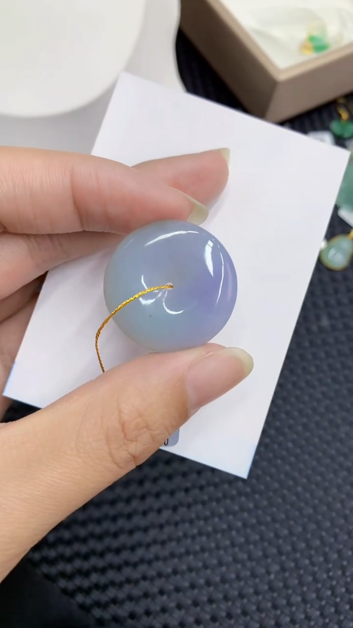 【闪购商品】翡翠颈饰未镶嵌            8