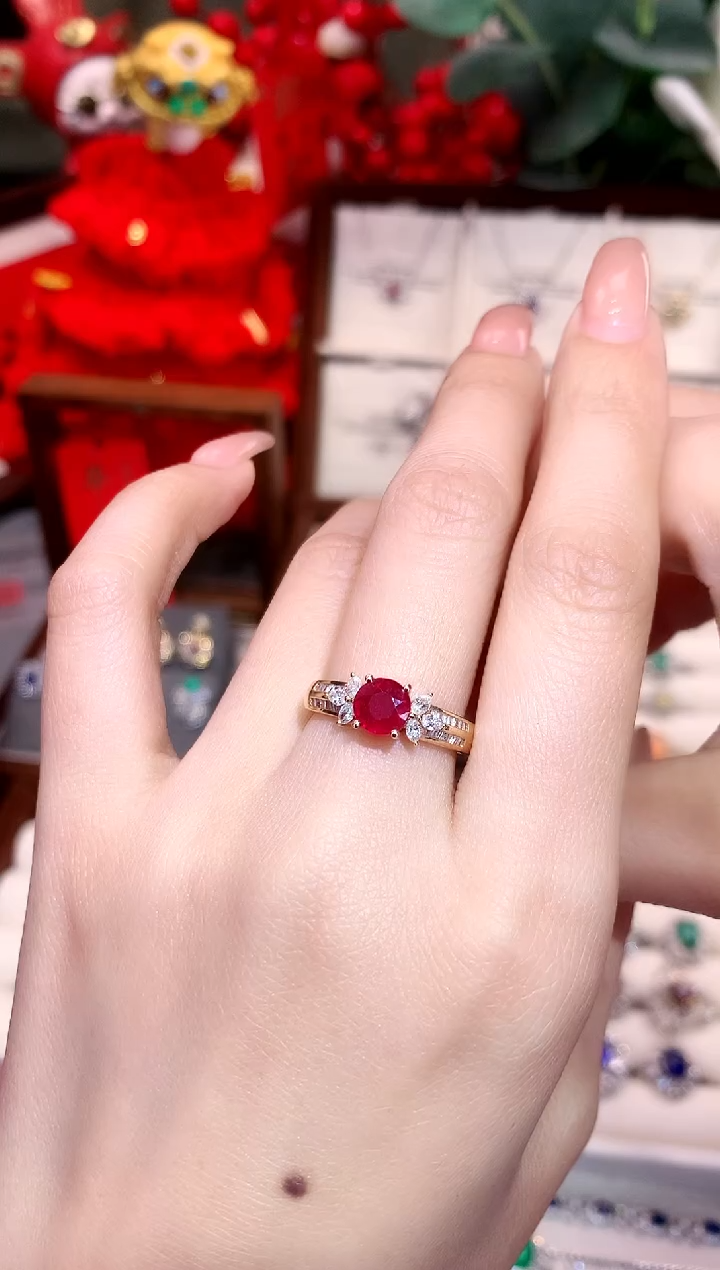 【闪购商品】红宝石戒指18K金镶嵌1ct/天然宝石/七天无理由