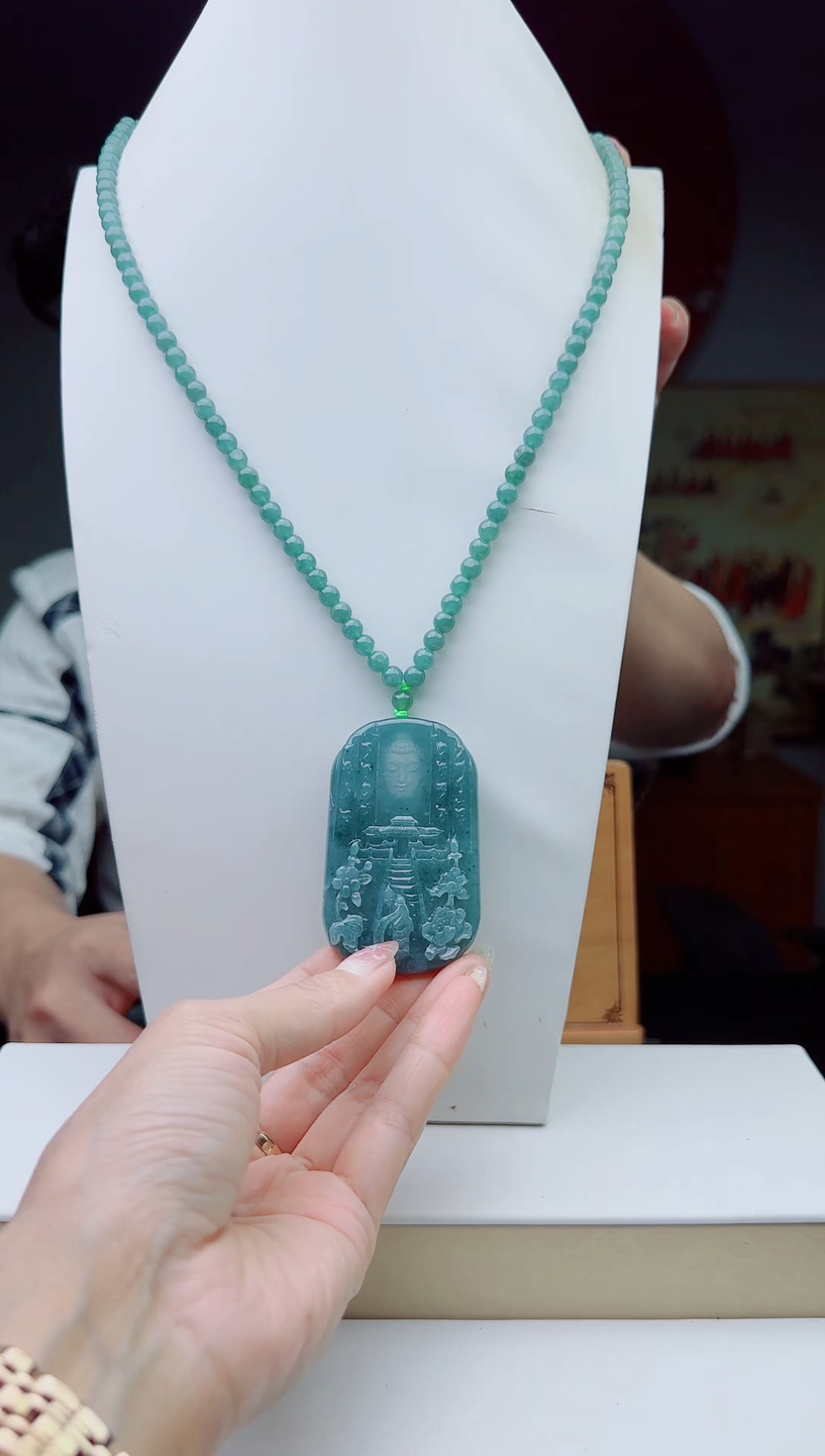 颈饰未镶嵌翡翠多样性发其一