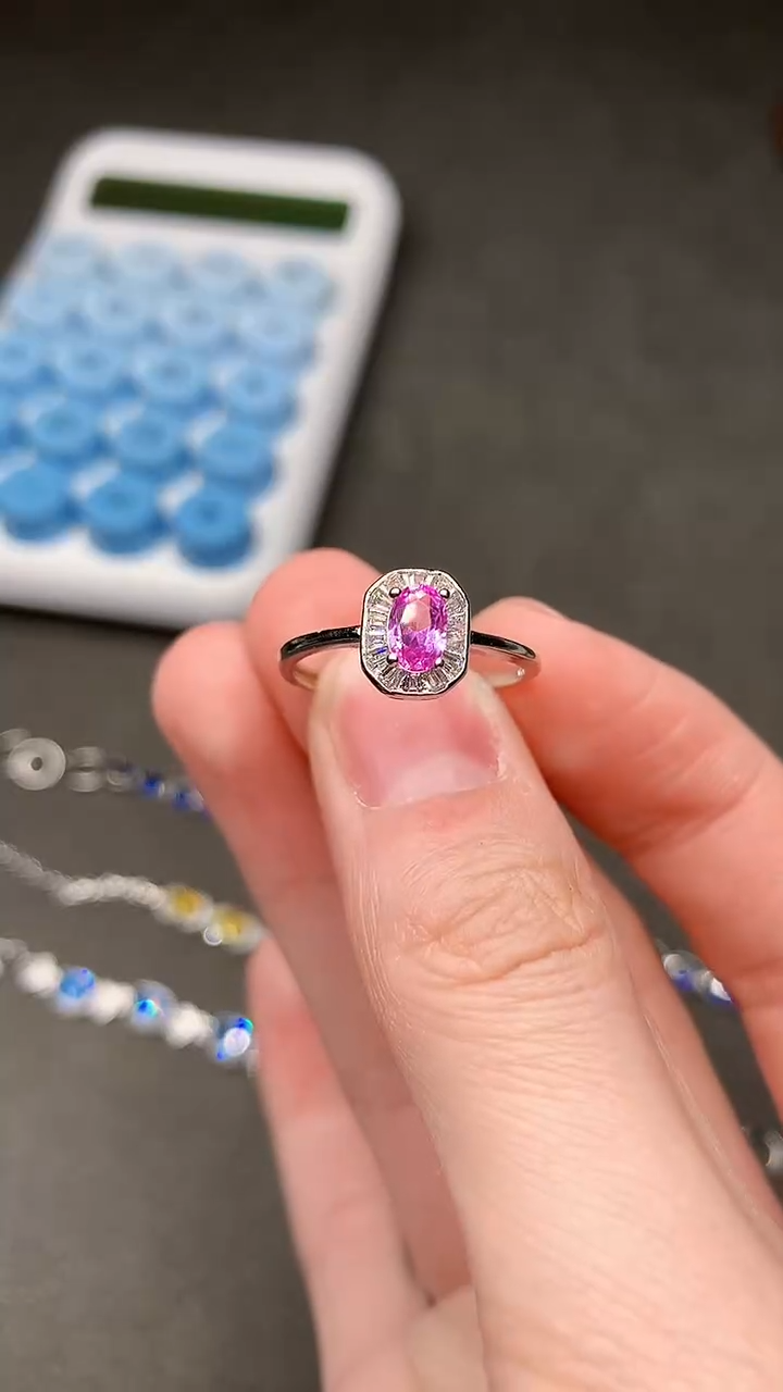 【闪购商品】彩色蓝宝石戒指银S925镶嵌.......