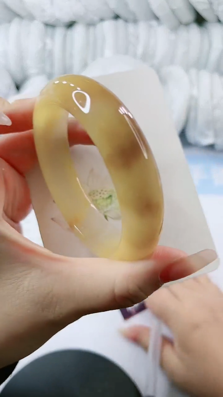 【闪购商品】石英质玉手镯未镶嵌0615599046-