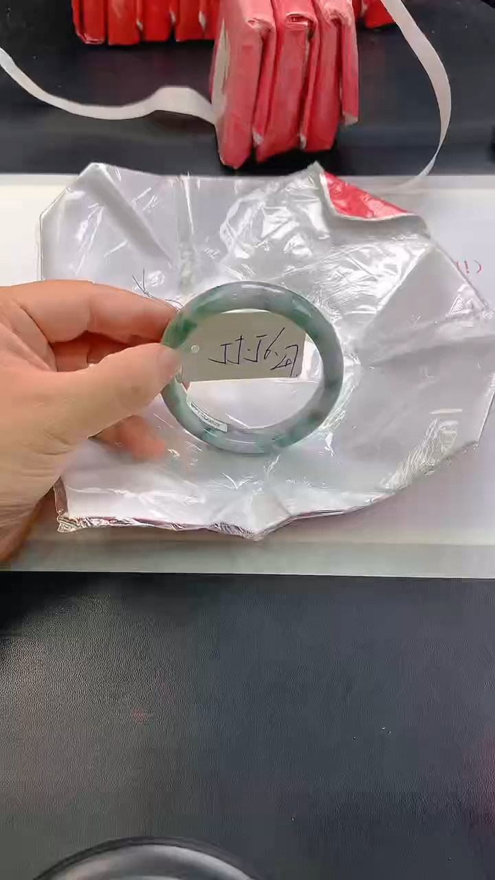 未镶嵌手镯翡翠47