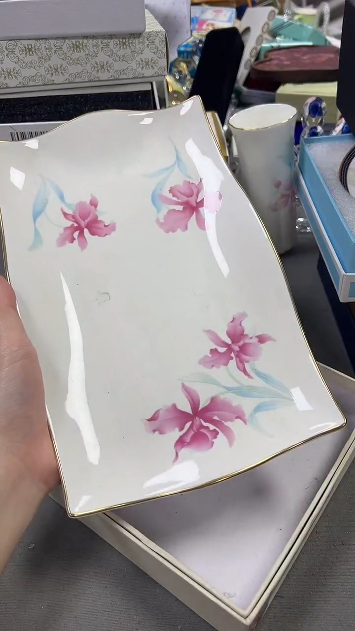 瓷片新号开播 全场放漏