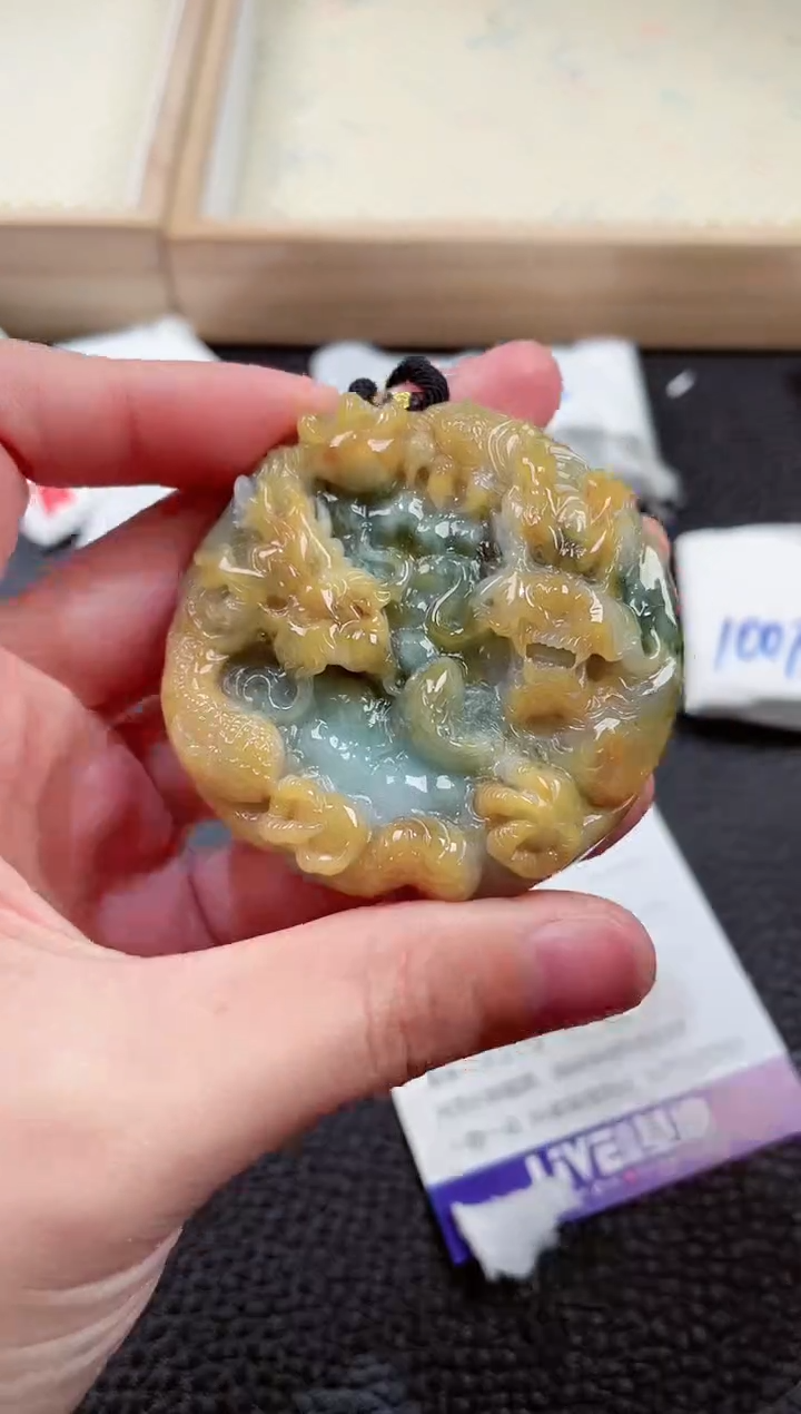 【闪购商品】翡翠颈饰未镶嵌00001280