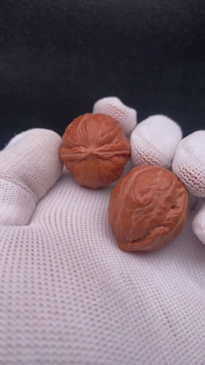 【闪购商品】文玩核桃把件红豆