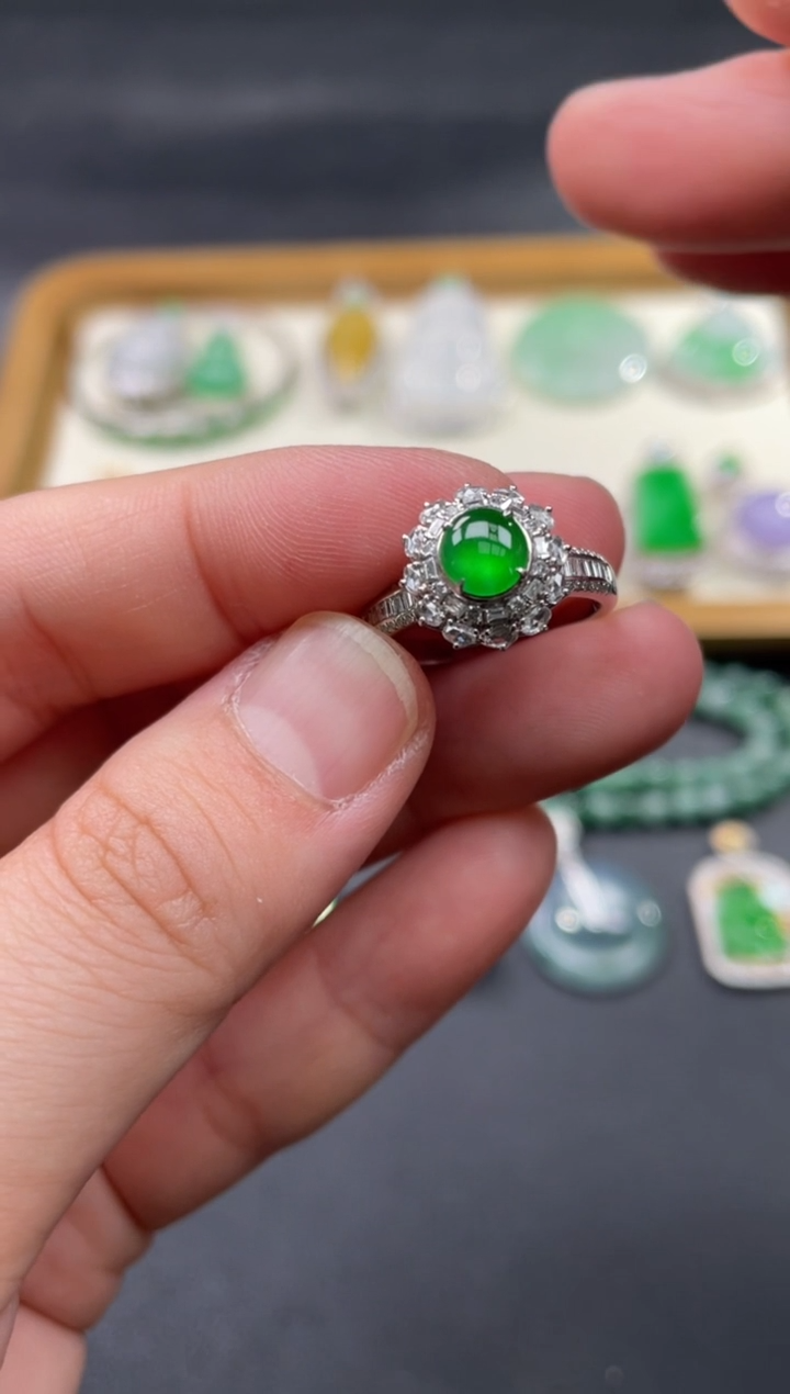 【闪购商品】翡翠戒指18K金镶嵌48..........