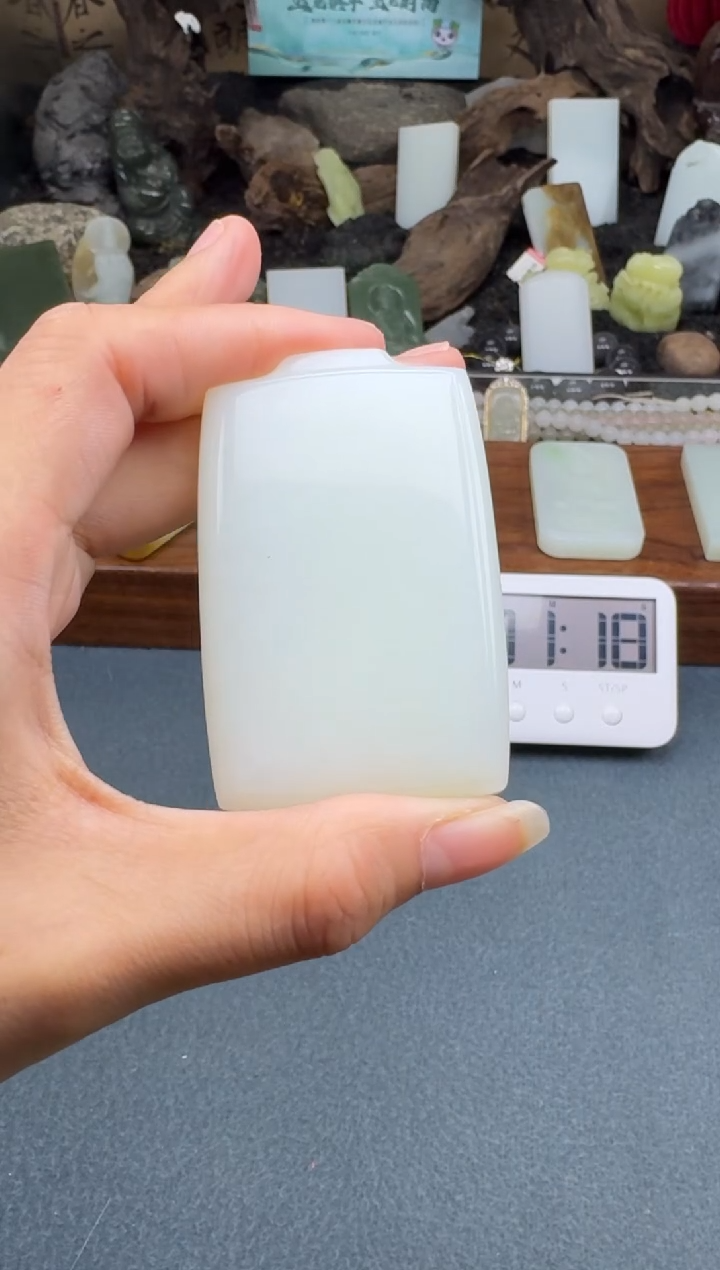 【闪购商品】和田玉颈饰未镶嵌开心