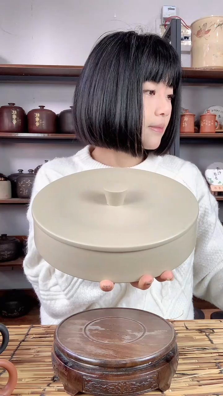 【闪购商品】罐微瑕手工白泥357饼盒
