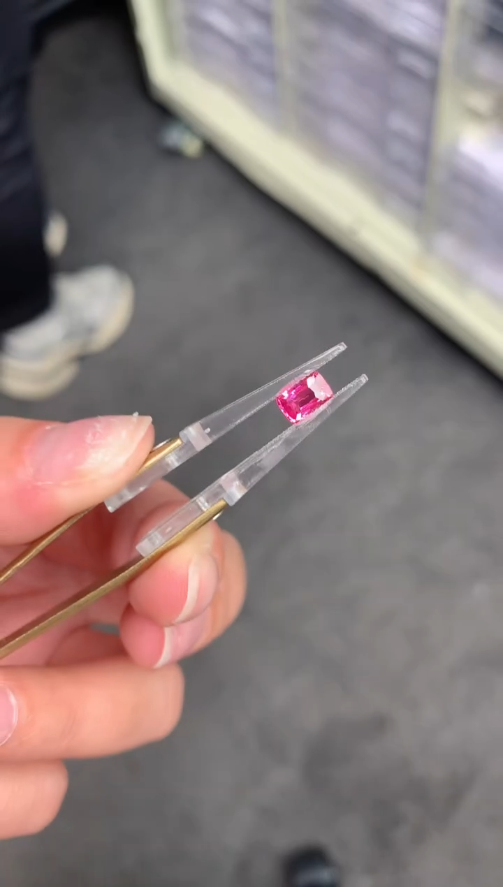 【闪购商品】尖晶石裸石未镶嵌1ct尖晶石