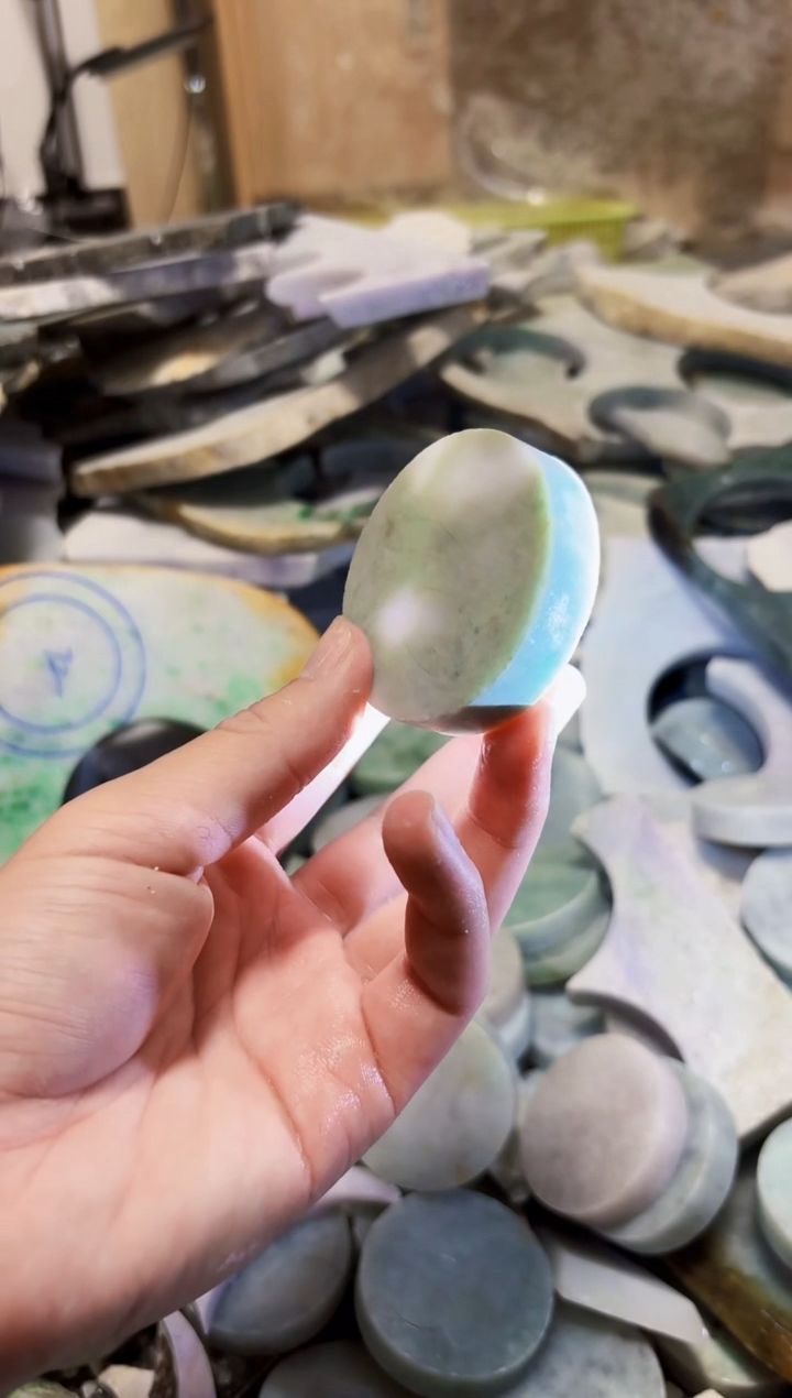 【闪购商品】翡翠颈饰未镶嵌A货白谭1471