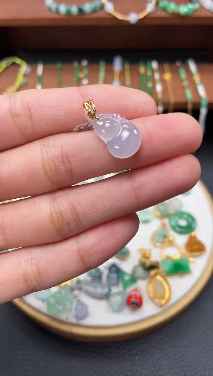【闪购商品】翡翠吊坠(不含链)18K金镶嵌一个   JK257