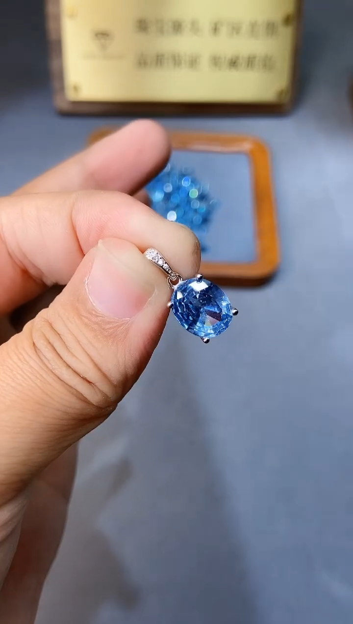 【闪购商品】海蓝宝石颈饰银S925镶嵌3544