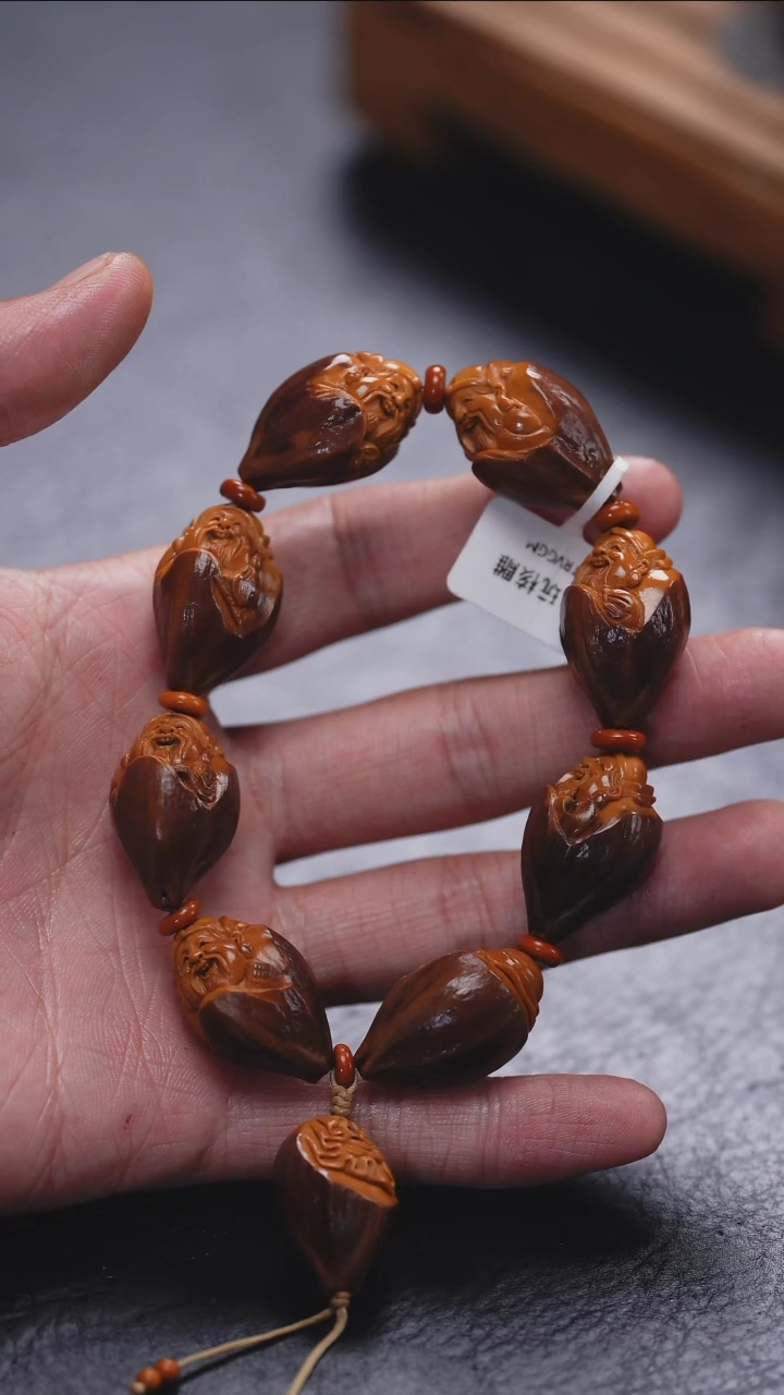 【闪购商品】橄榄核吊坠更厉害