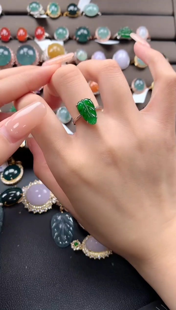 【闪购商品】翡翠戒指银S925镶嵌34324