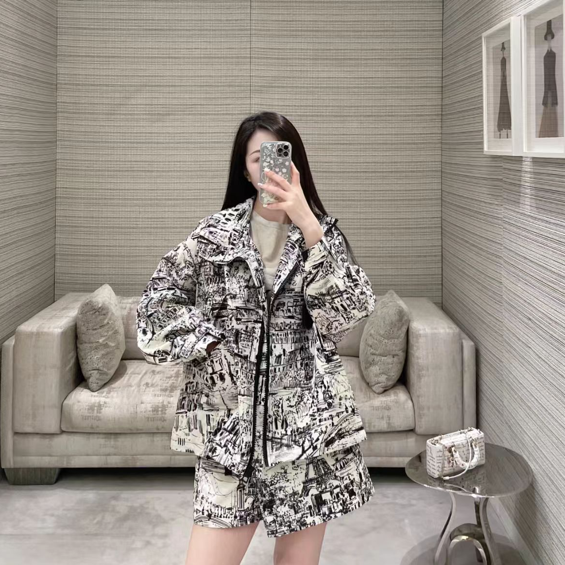 未使用 DIOR/迪奥 Dior 建筑风景印花连帽外套 黑白L