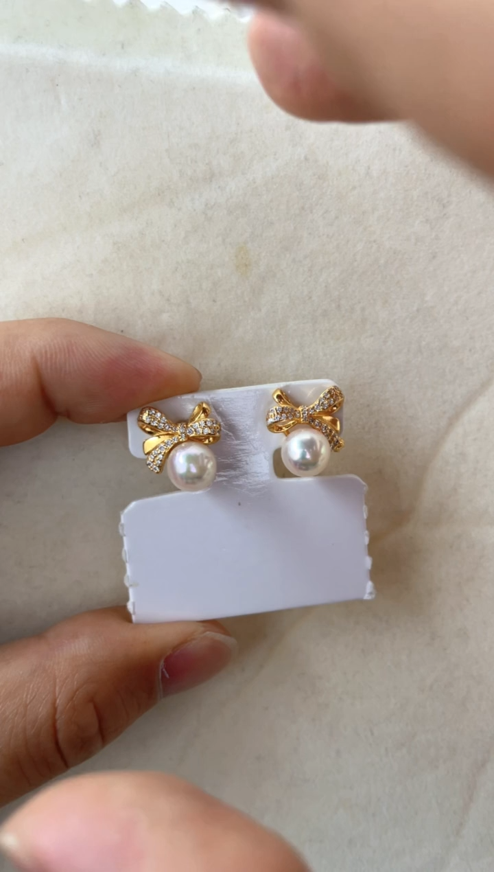【闪购商品】银S925镶嵌海水珍珠耳饰耳钉