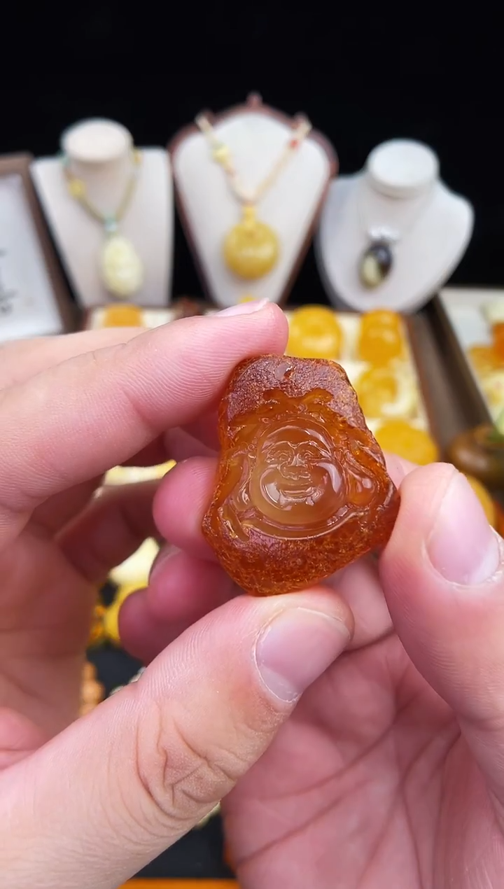 琥珀未镶嵌珠宝奇石柒月