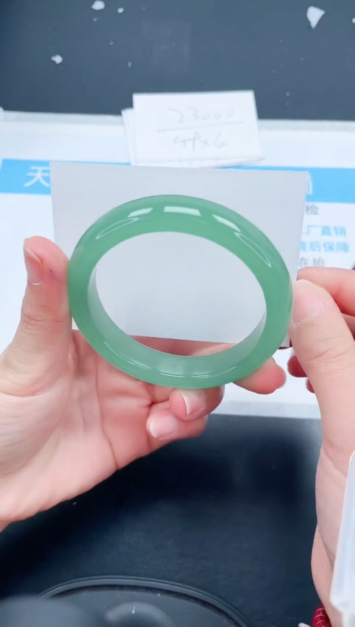 【闪购商品】石英质玉手镯未镶嵌337-59.7