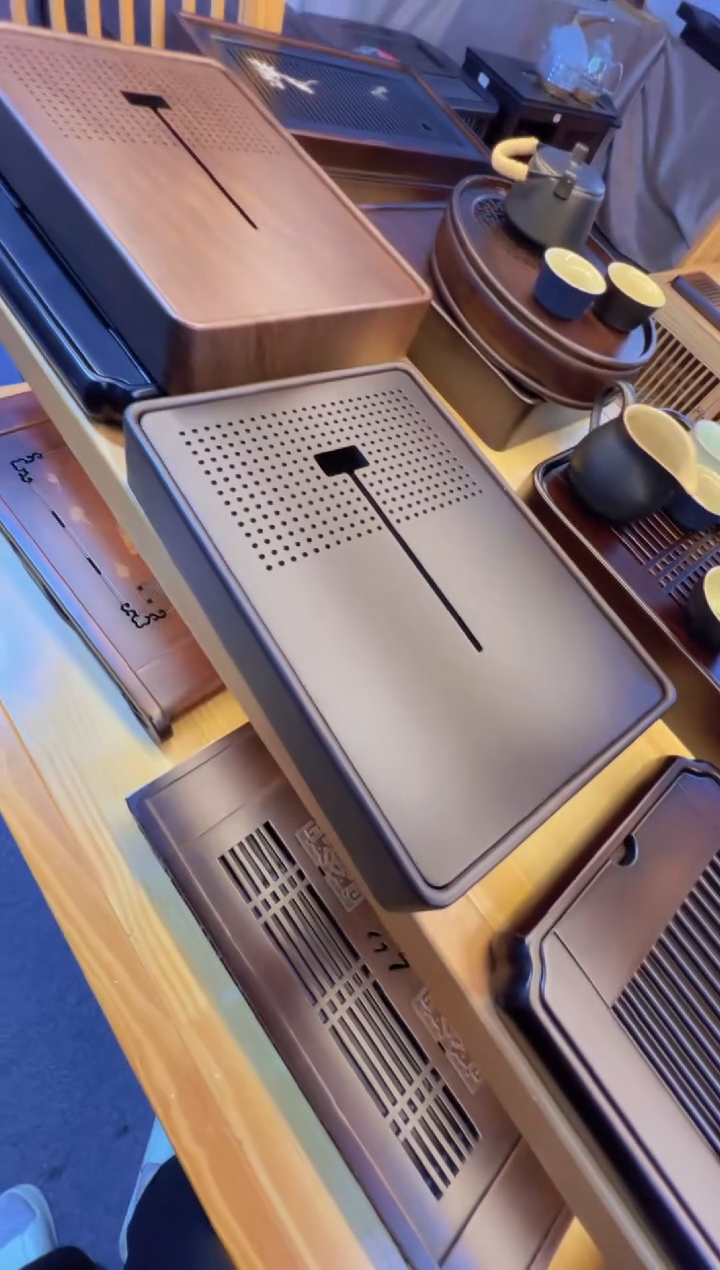 B款新尚中号35*25*6