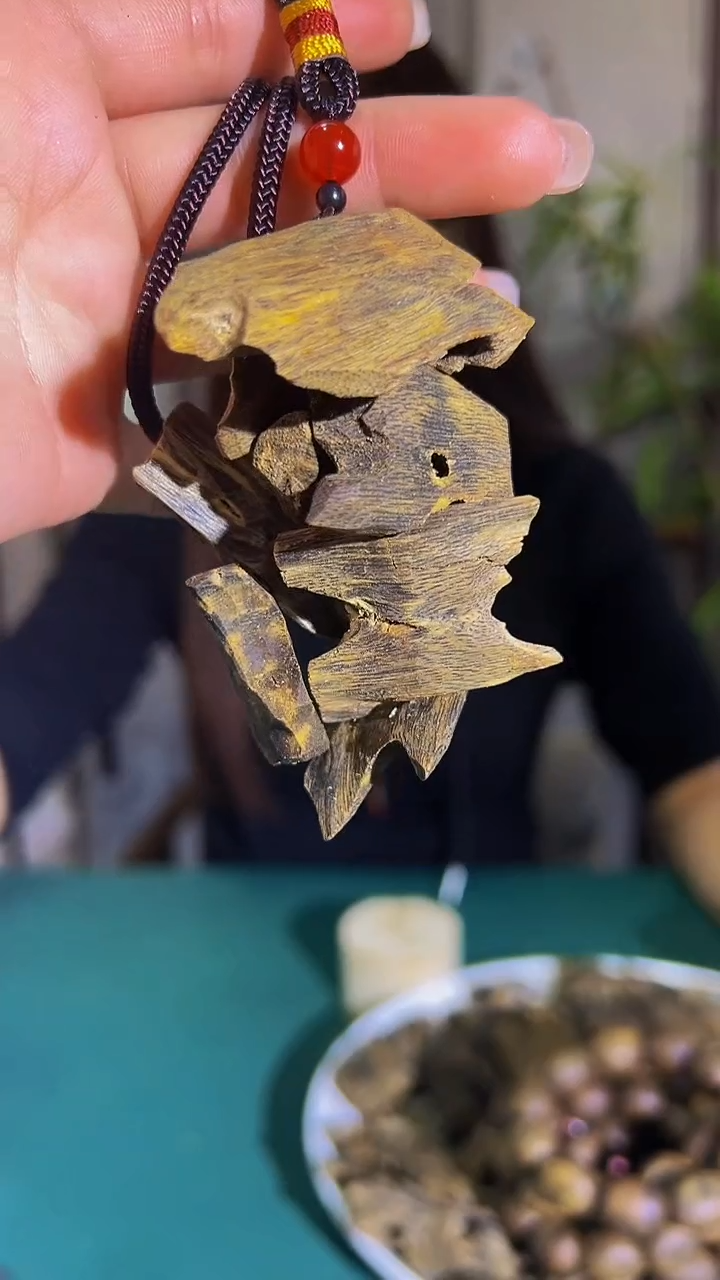 【闪购商品】沉香沉香木制品  原材料20g多样发一绿棋