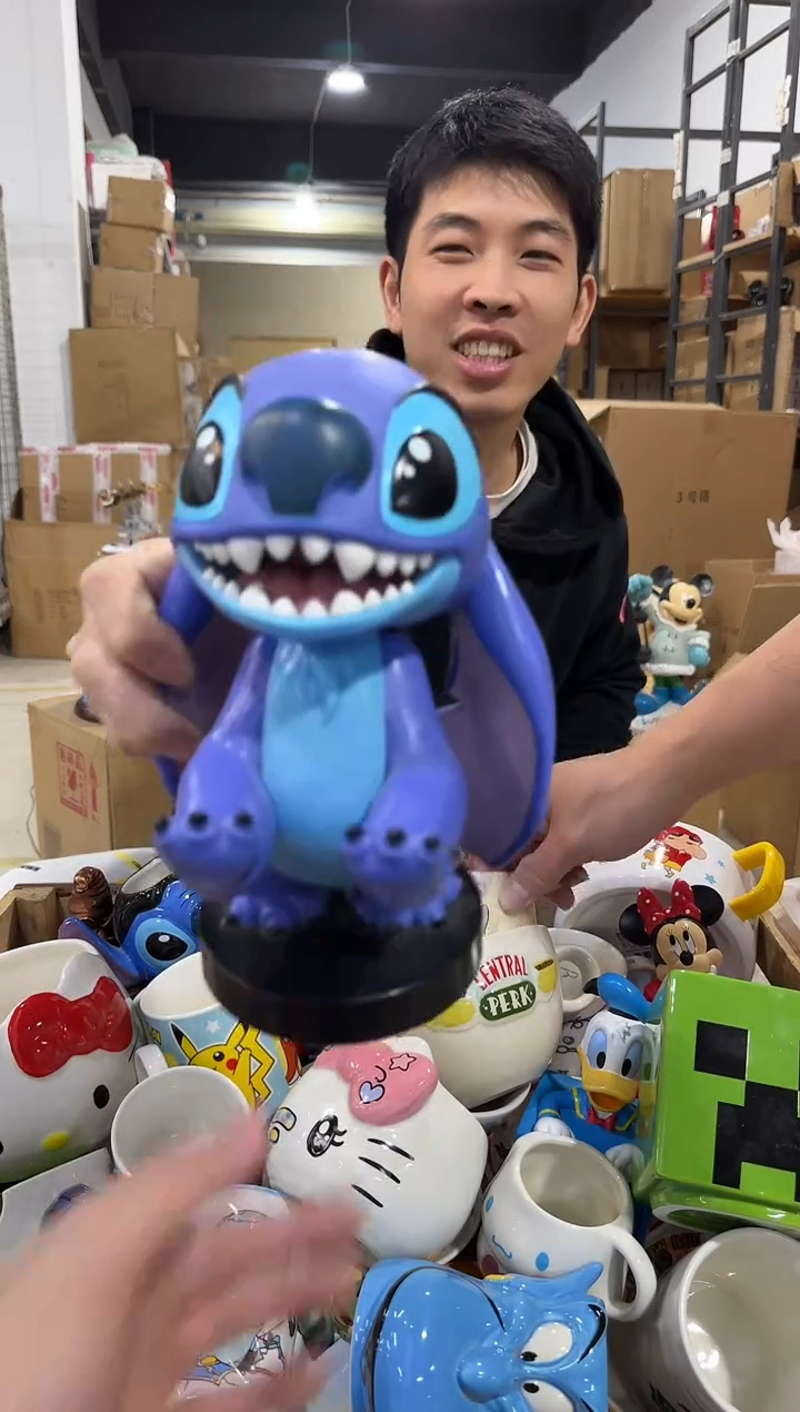 瓷片搪胶原盒史迪仔手机支架 张嘴款微瑕