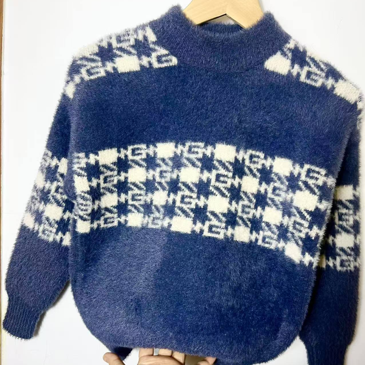 千鸟格图案中大童水貂绒儿童男童蓝色时尚加绒加厚格子秋冬毛衣