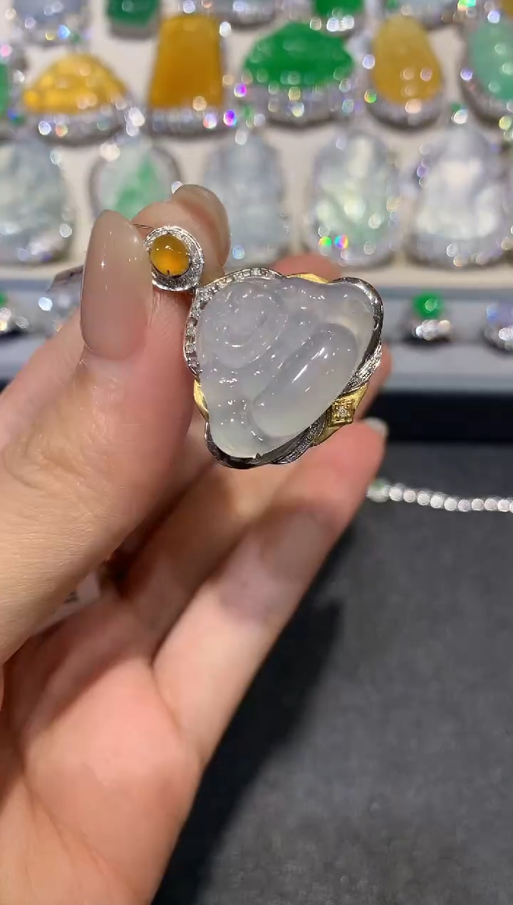 【闪购商品】翡翠吊坠(不含链)18K金镶嵌q136     