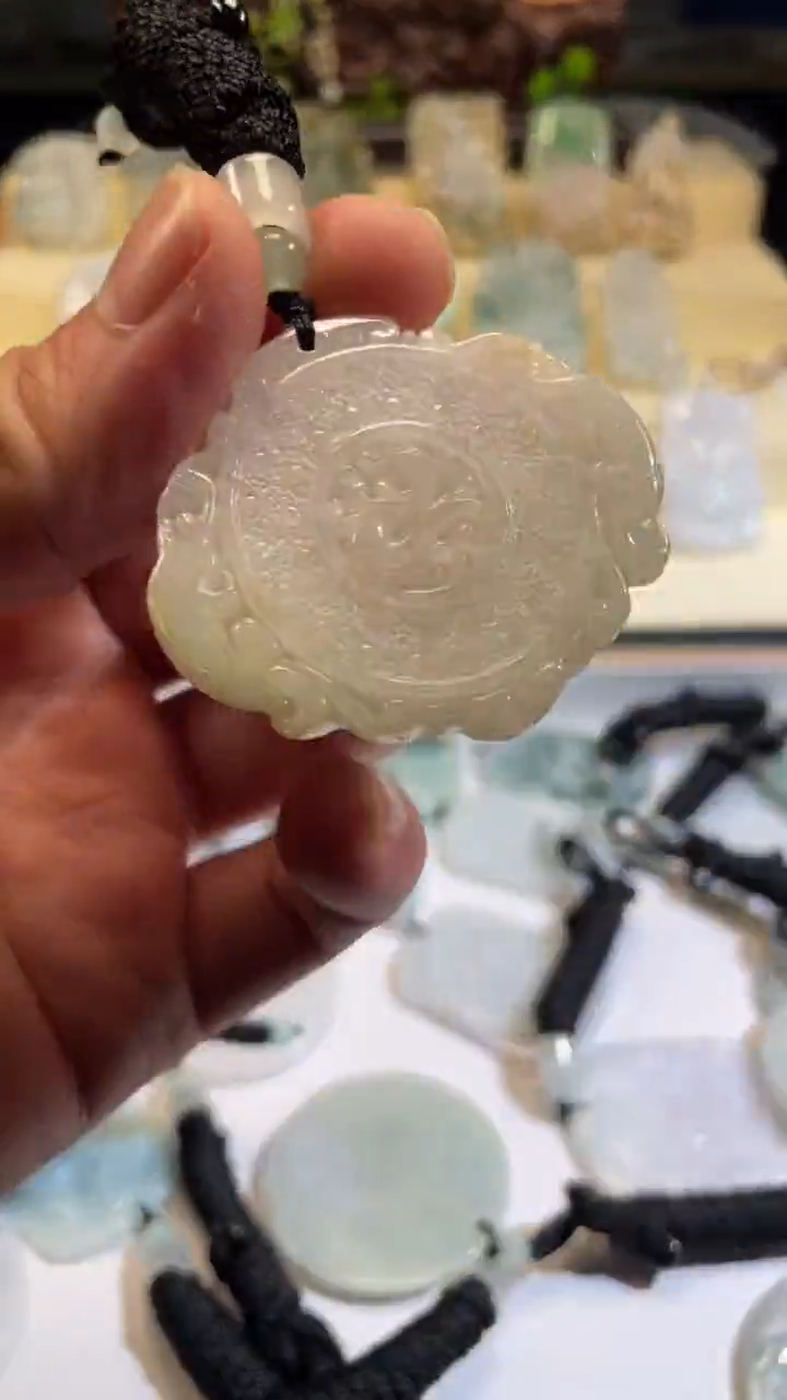 颈饰未镶嵌翡翠9/10/065