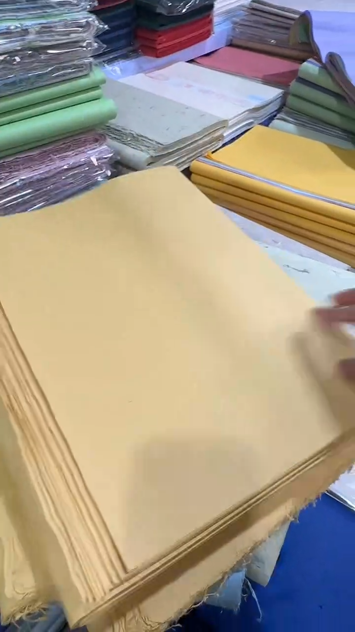 纯手工四尺对开25张丝绒楮皮云龙落日黄