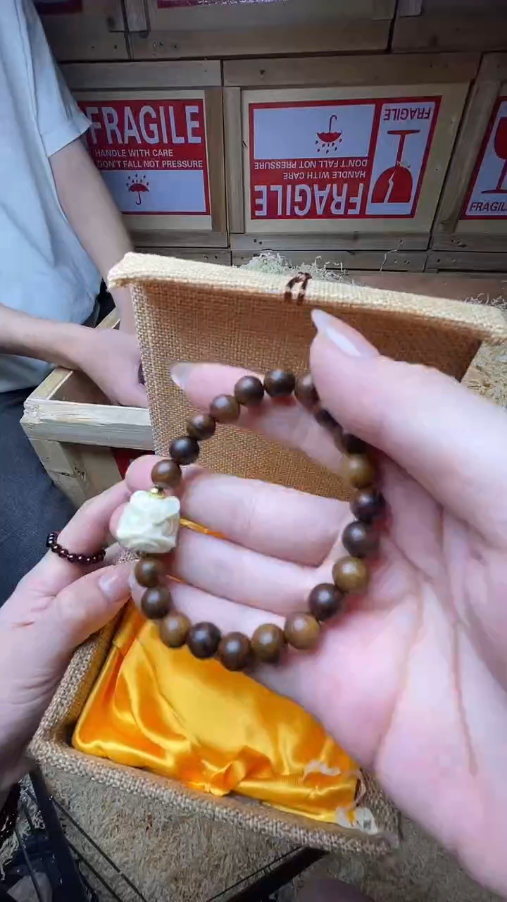 精品手串  无礼盒