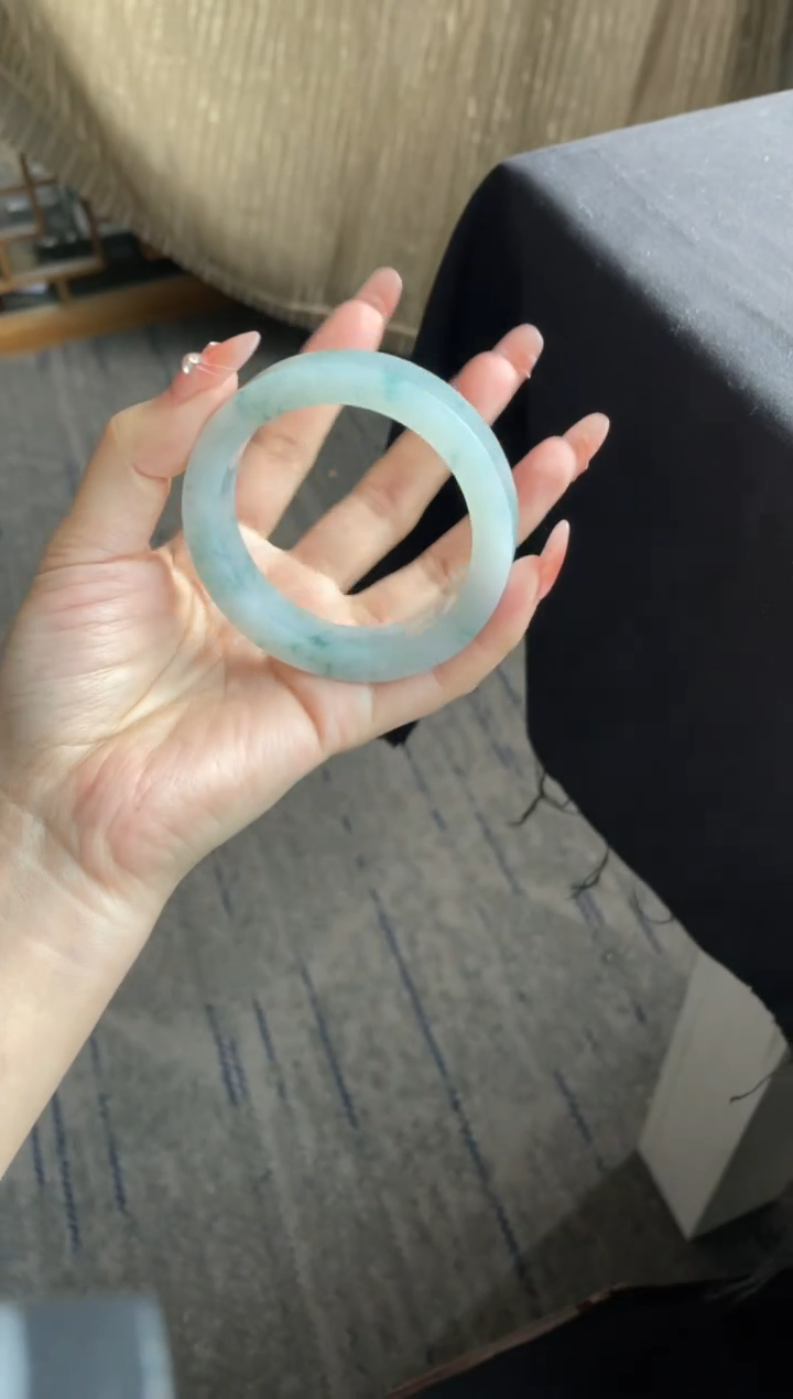 【闪购商品】定制翡翠手镯未镶嵌手镯DDH/发一件