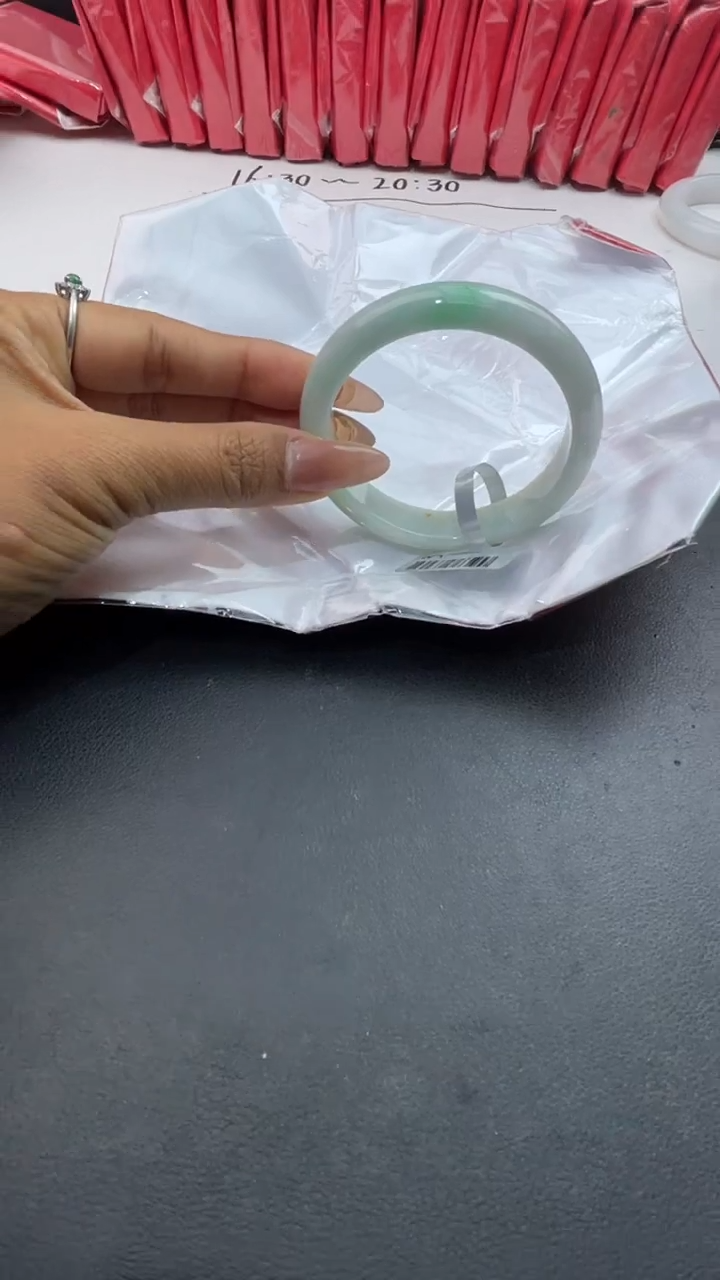 【闪购商品】翡翠手镯未镶嵌11翡翠手镯