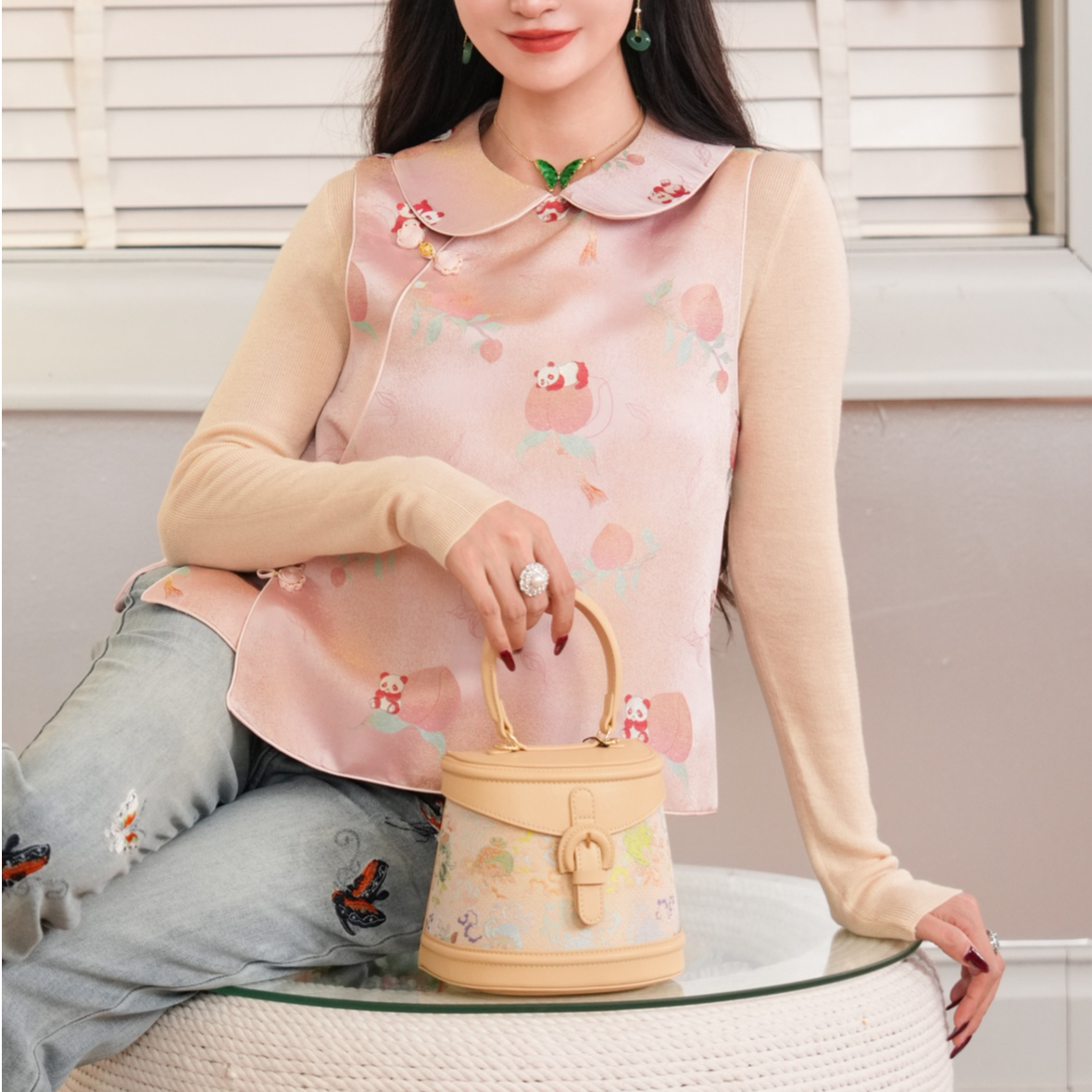 2025秋季新中式国风新款百搭改良唐装背心上衣熊猫洋气提花马甲女