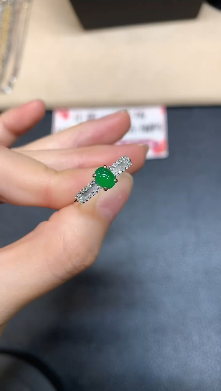 【闪购商品】翡翠戒指18K金镶嵌【无鉴赏期
