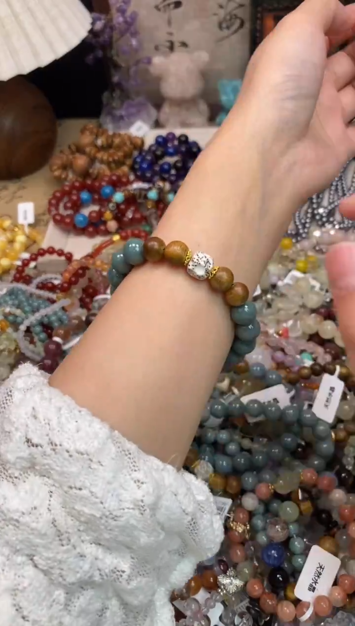 未镶嵌翡翠手饰181