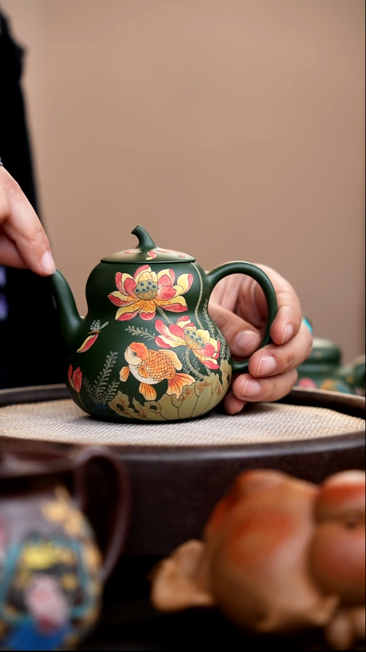 茶壶紫砂民国绿葫芦壶泥绘金鱼荷花