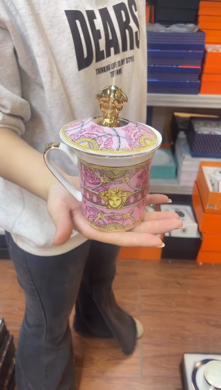 杯鸿辉家品牌瓷器，京东包邮！