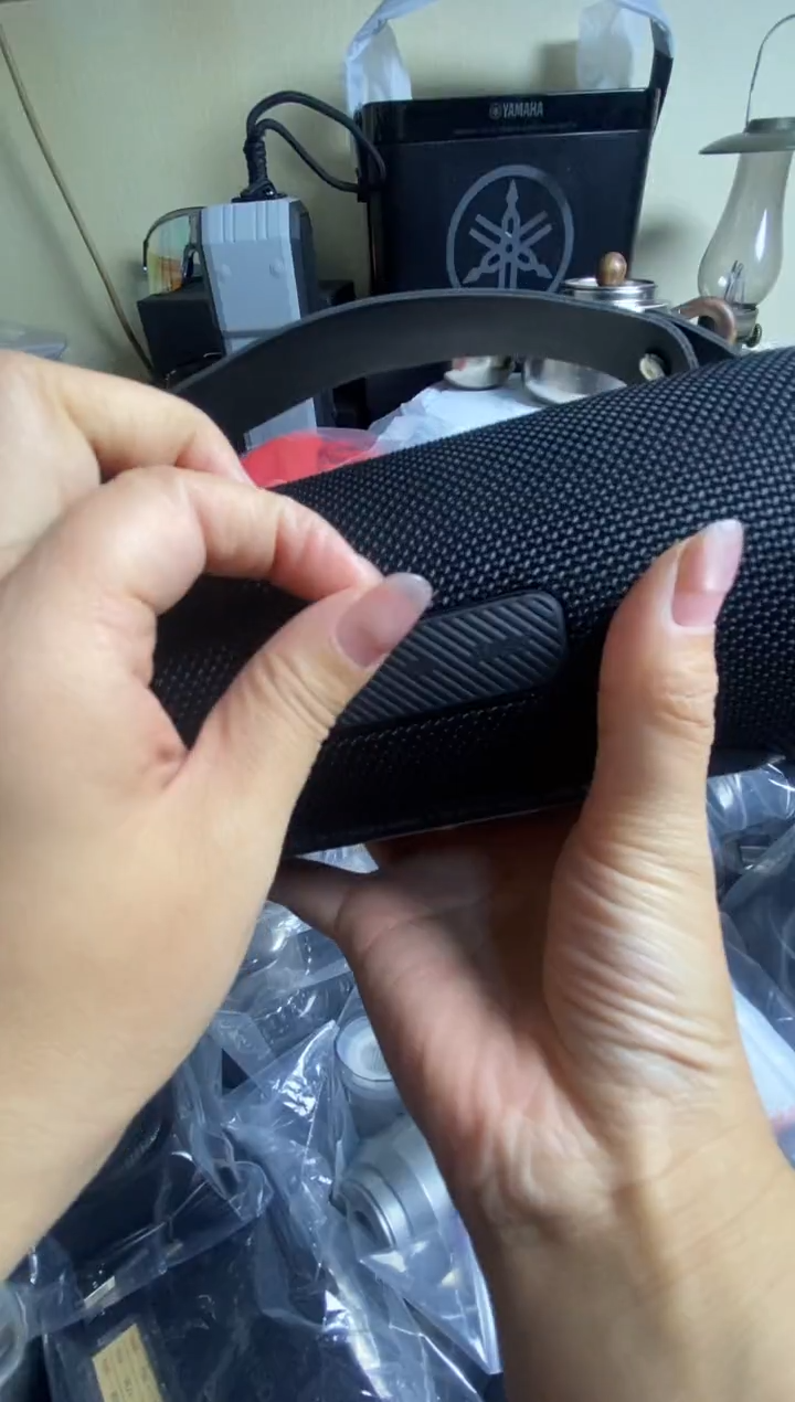 拉**多小博圆柱音响