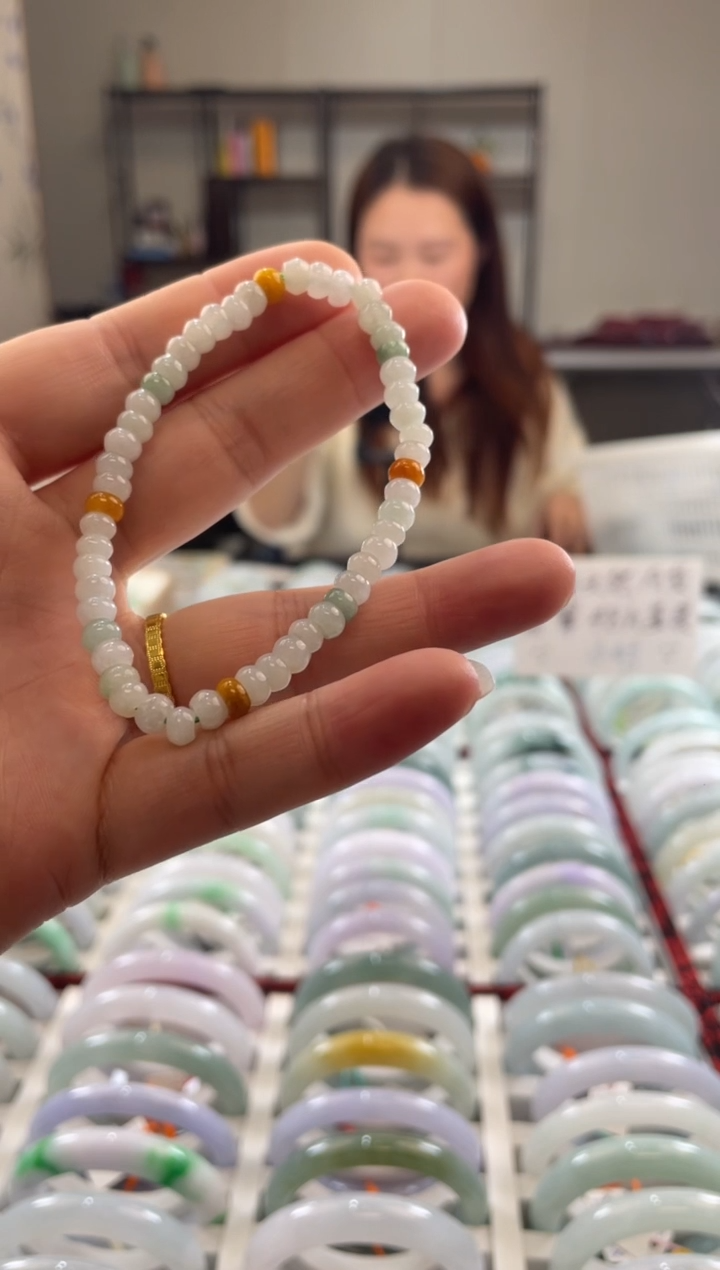 颈饰未镶嵌翡翠多样性发一