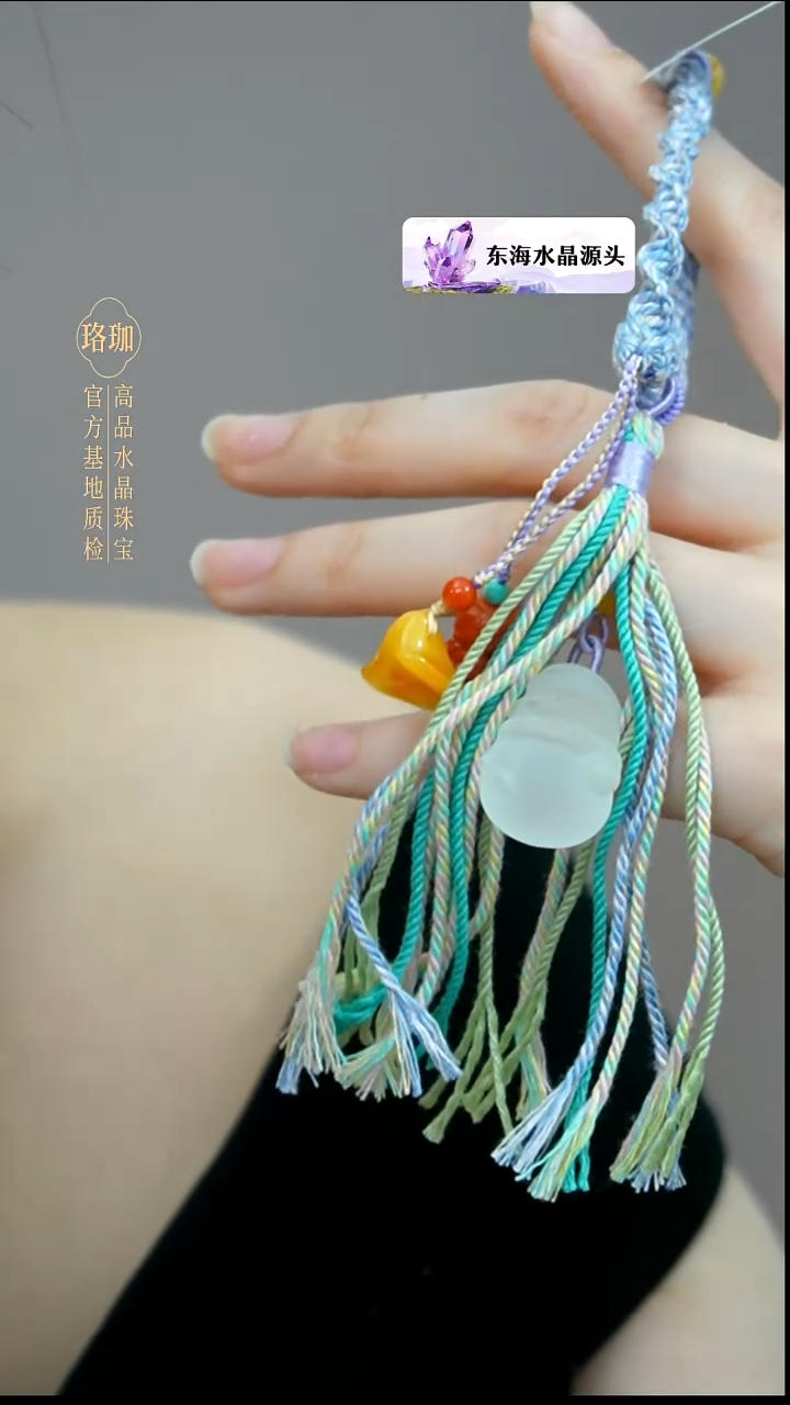 颈饰未镶嵌水晶白水晶磨砂小雪人手工绳挂饰