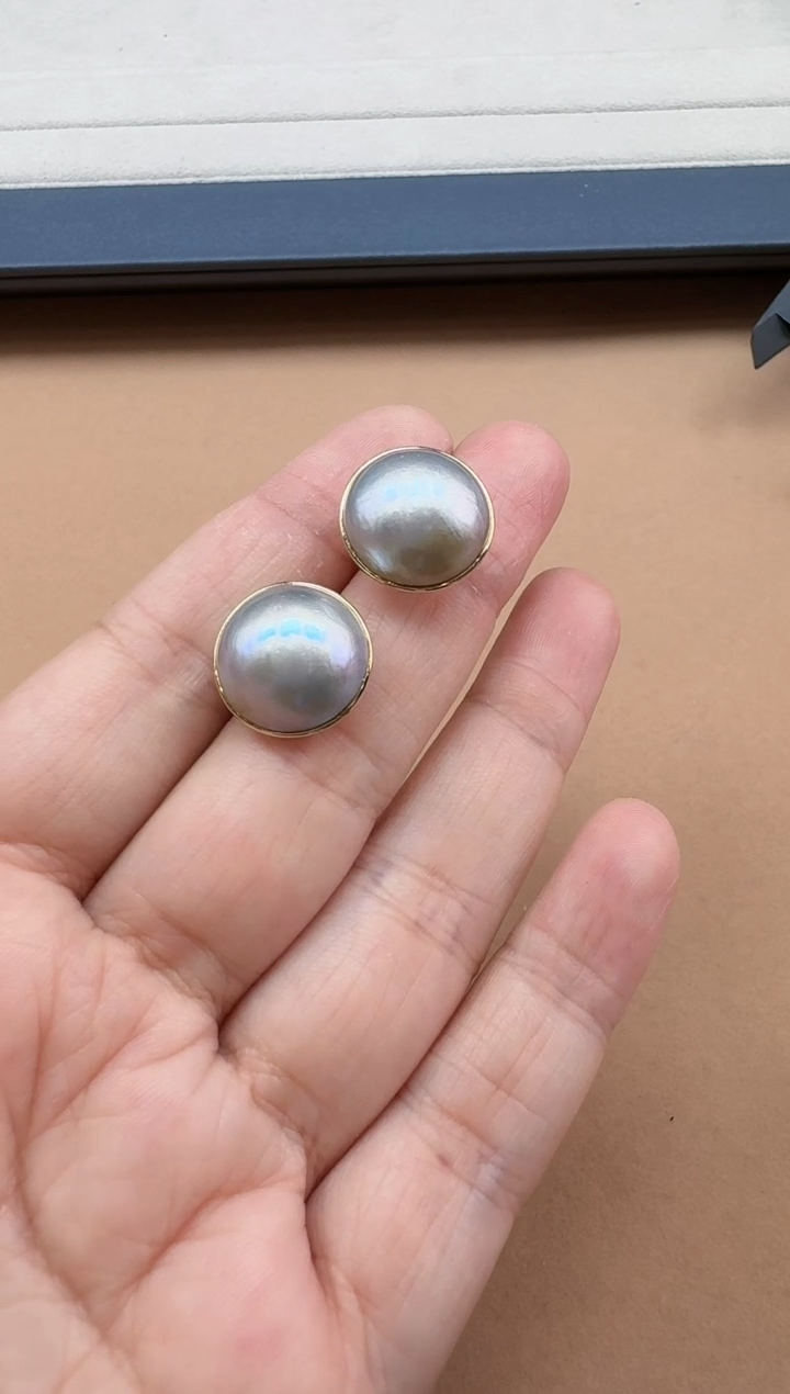 【闪购商品】海水珍珠耳饰18K金镶嵌耳钉