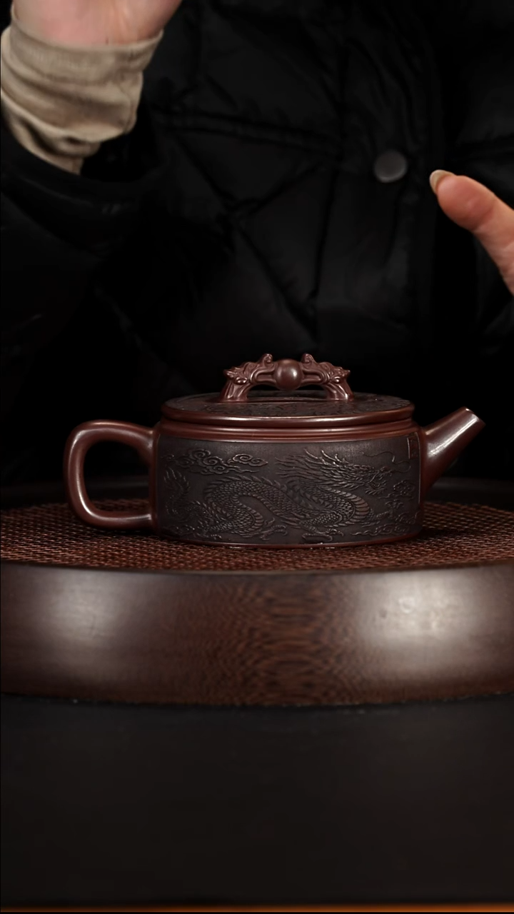 茶壶紫砂宜兴紫砂壶石红泥料龙凤呈祥汉瓦280cc