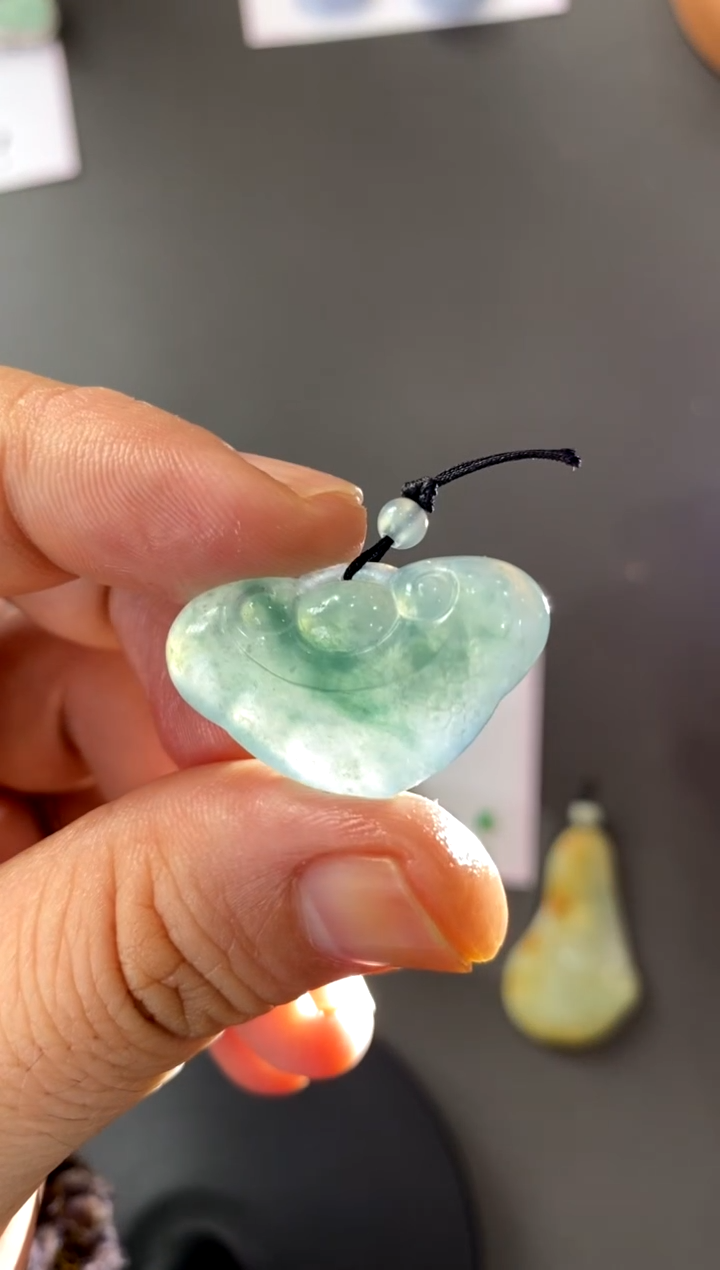 【闪购商品】定制翡翠未镶嵌如意锁