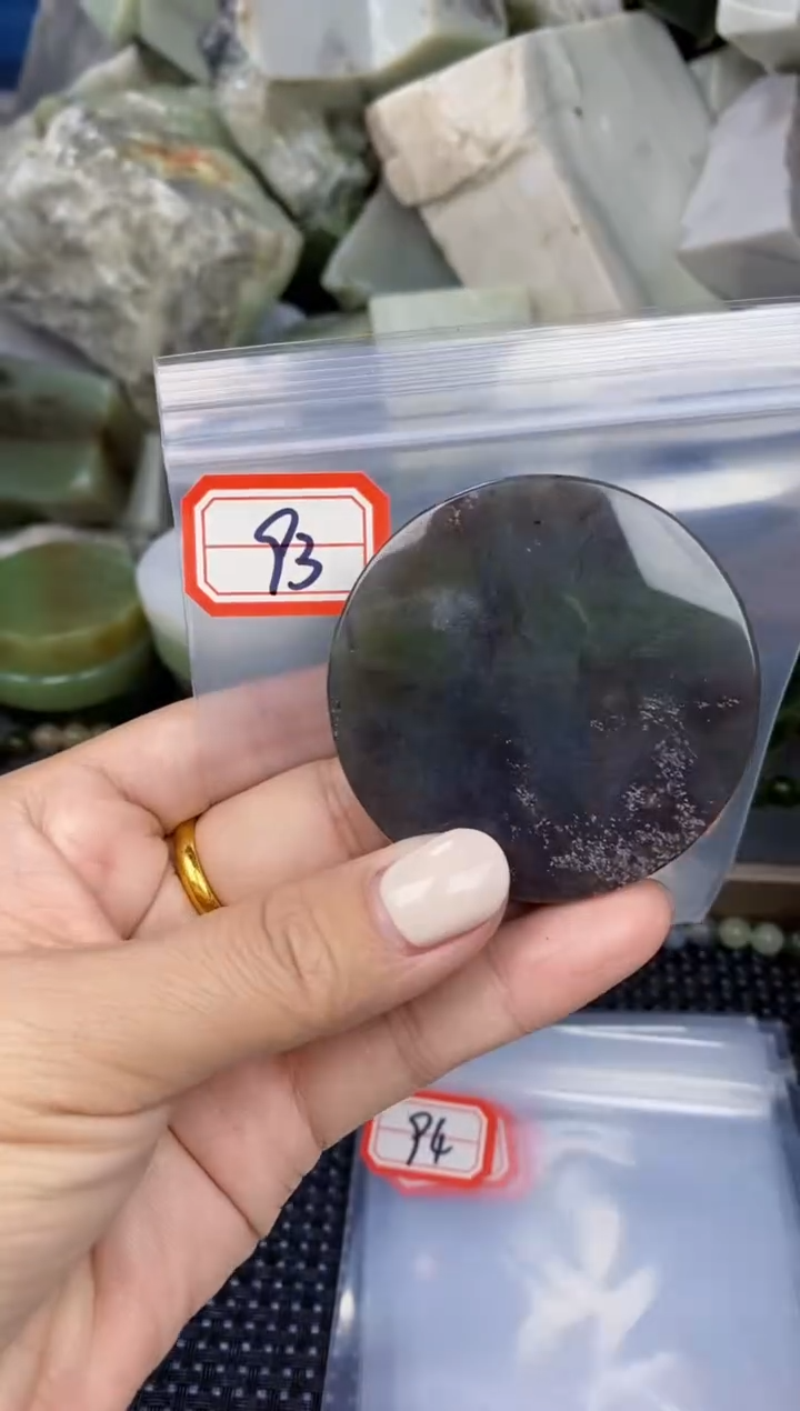 【闪购商品】和田玉多样性发货未镶嵌多样性发货