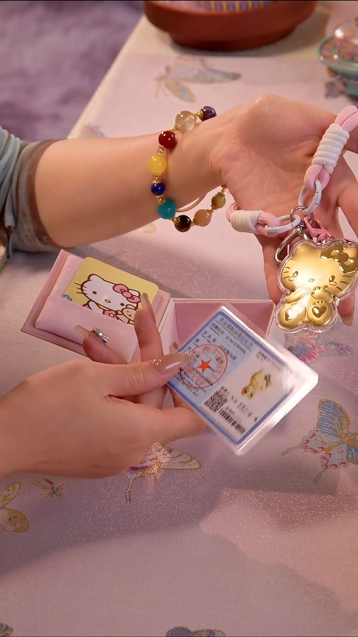 hellokitty 手机挂  