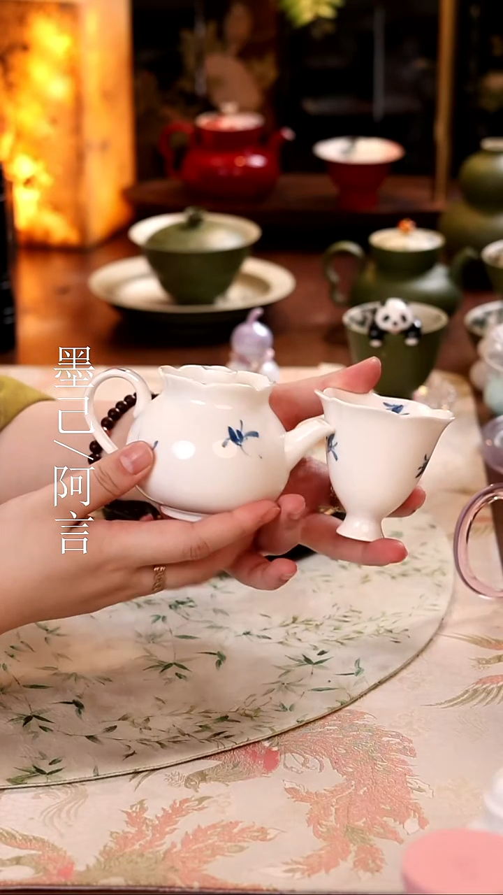 秋水兰花一壶一杯