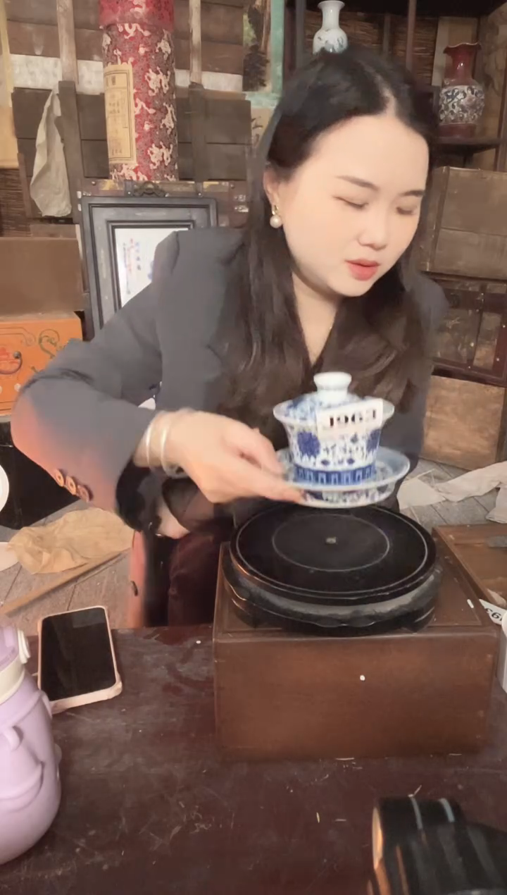 陶景德镇陶瓷摆件J963