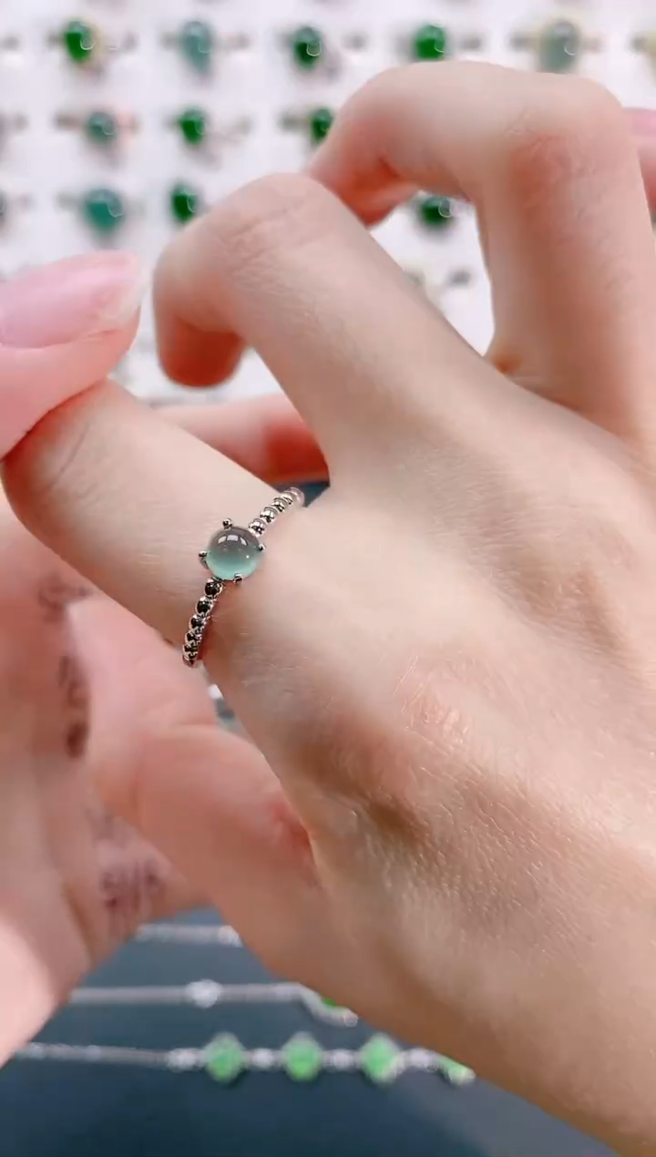 【闪购商品】翡翠戒指银S925镶嵌天然翡翠