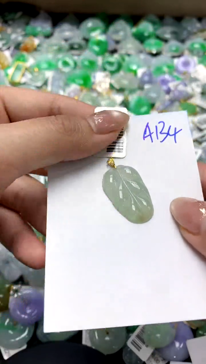 【闪购商品】翡翠颈饰18K金镶嵌111111111111111111