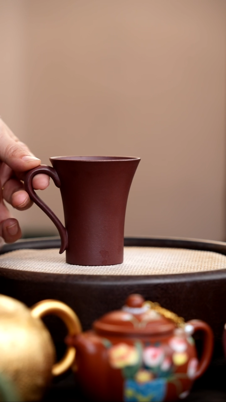 茶壶紫砂紫泥喇叭杯泥绘荷花